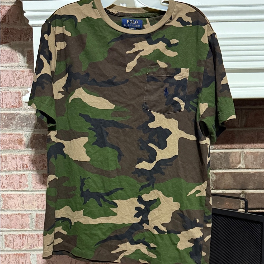Boys Polo by Ralph Lauren Camo Tee size XL18-20